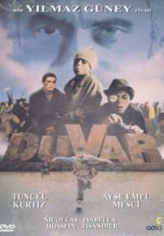 Duvar (DVD)Yilmaz Güney, Tuncel Kurtiz